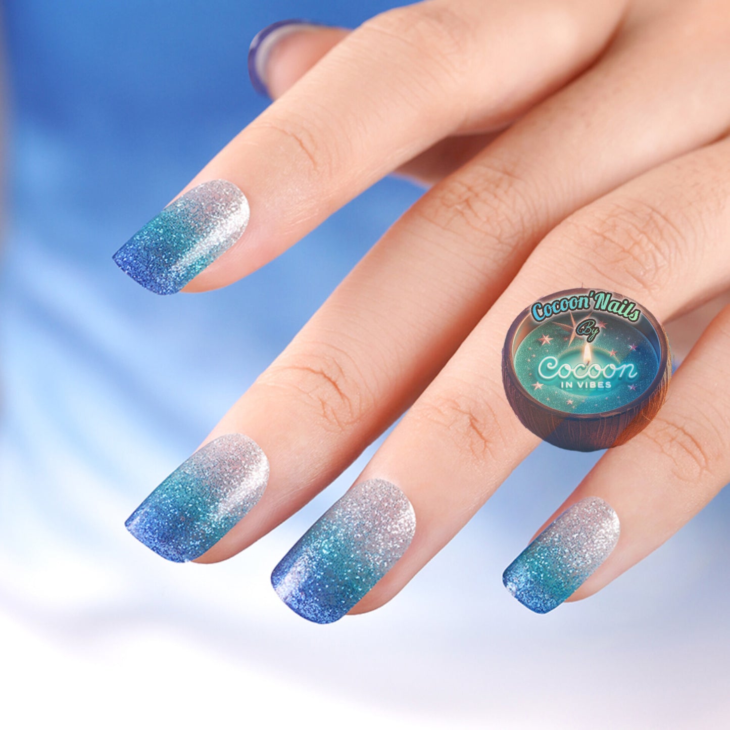 Cocoon’Nails – Frosty Aurora : Plonge dans un dégradé givré aux reflets magiques…