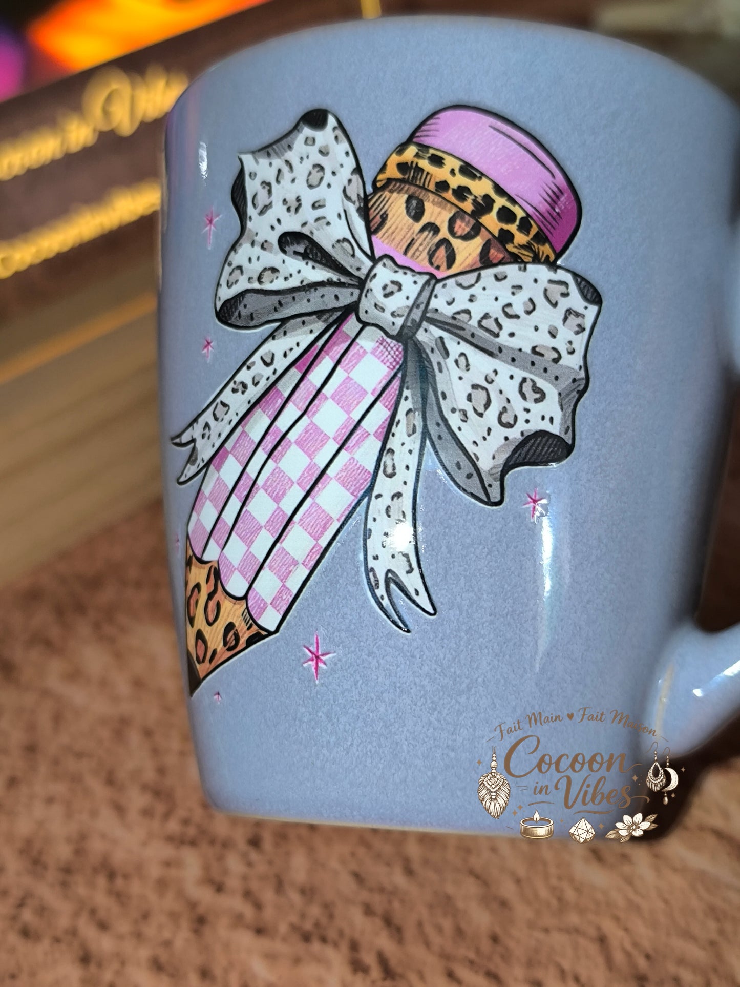 Tasse "Fin d'année scolaire" Violette – MERCI POUR CETTE BELLE ANNÉE – Pièce unique, création artisanale Cocoon in Vibes