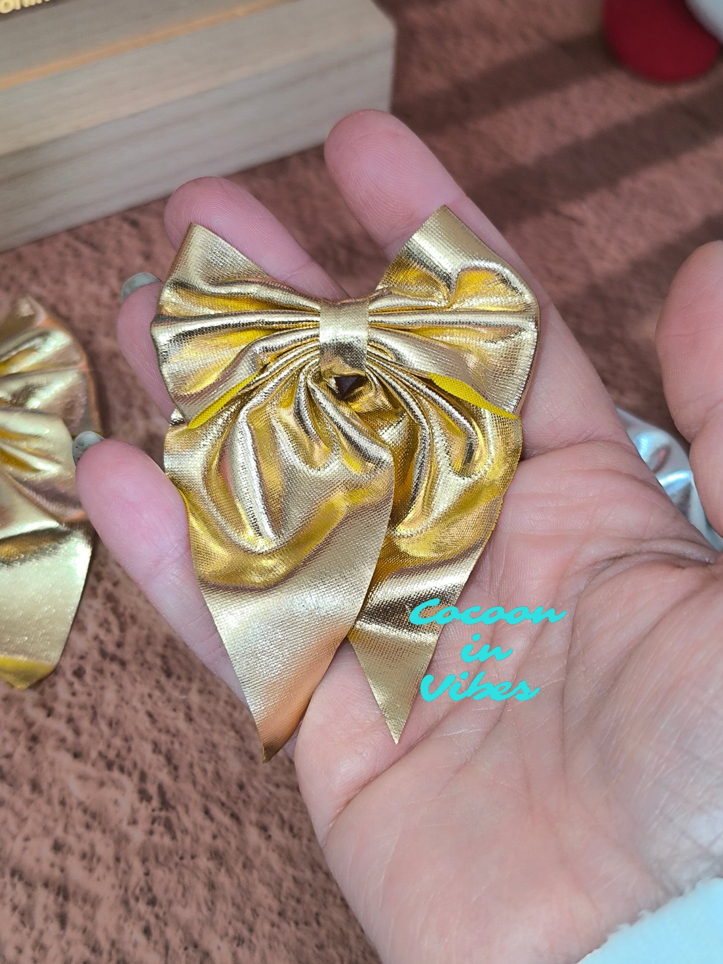 Pince à cheveux nœud métallisé – Doré ou Argenté