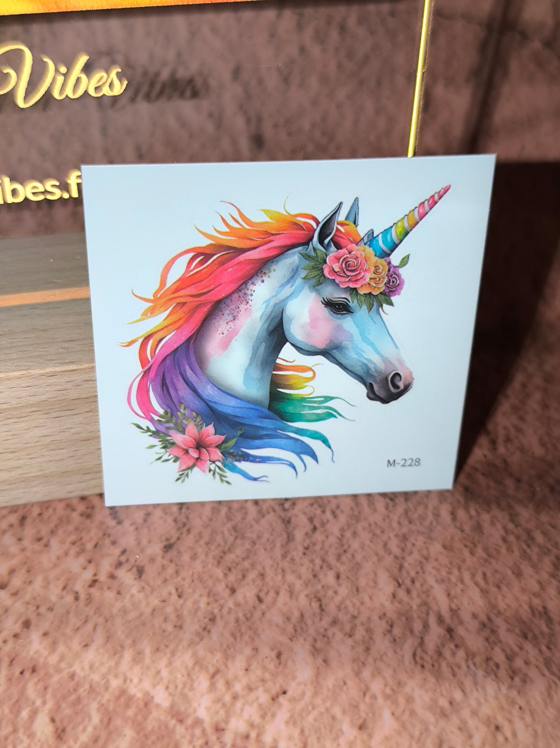 Tatouages Éphémères Chevaux & Fleurs – L’Esprit Libre sur la Peau