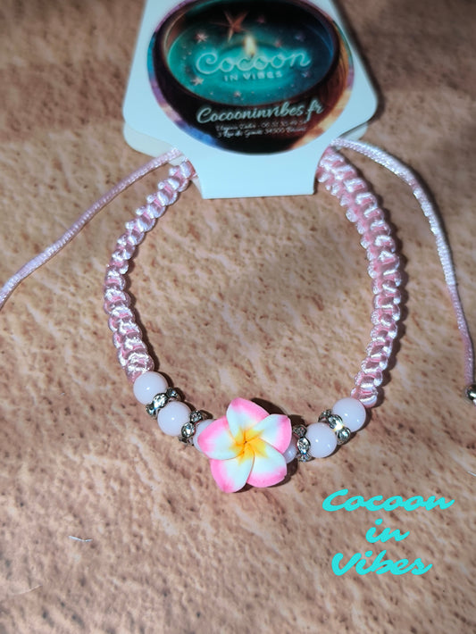 Bracelets en cordon satiné & fleur de Monoï – Les couleurs du paradis à ton poignet