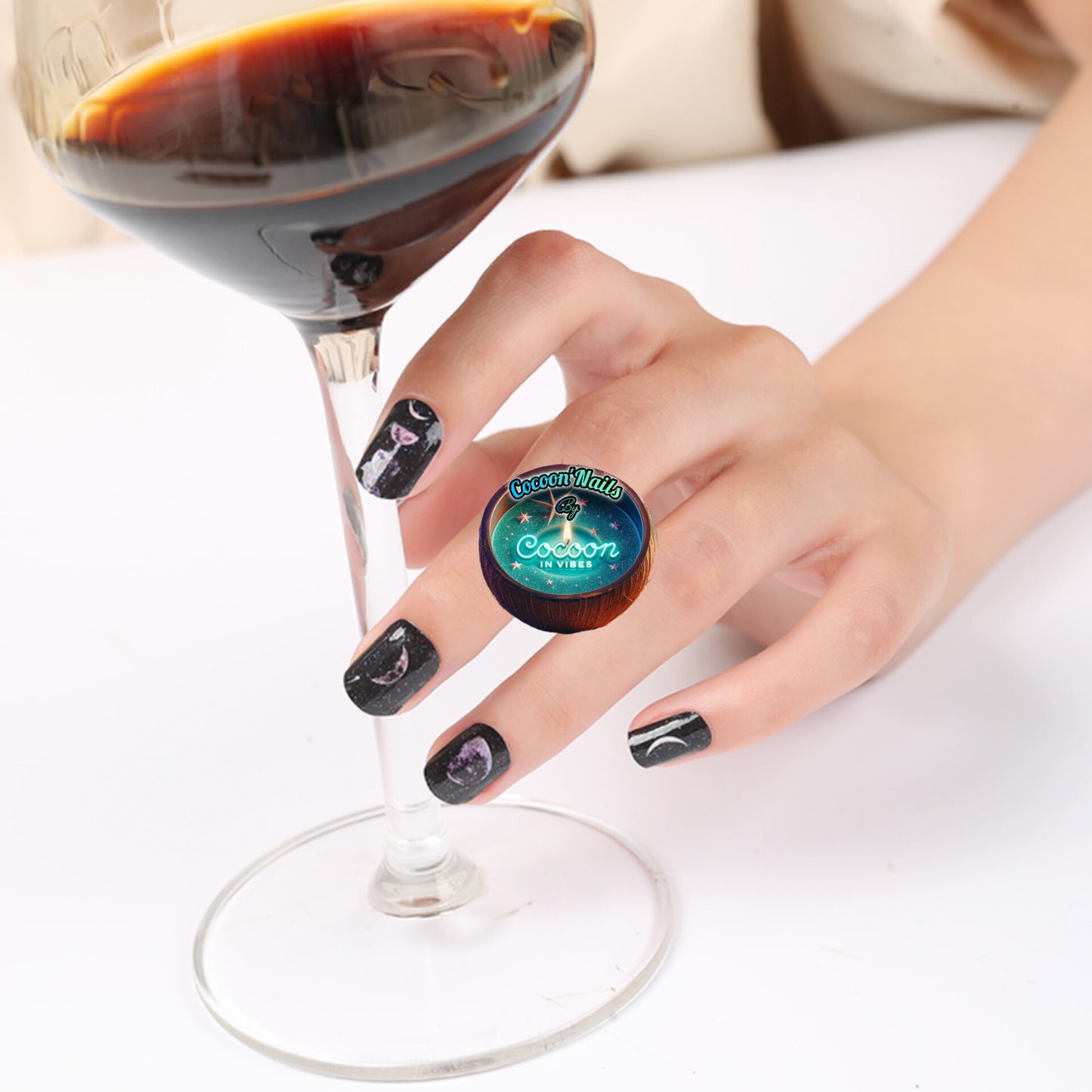 Cocoon’Nails – Moonlight Vibes, de la nouvelle à la pleine lune, laissez la magie céleste illuminer vos ongles