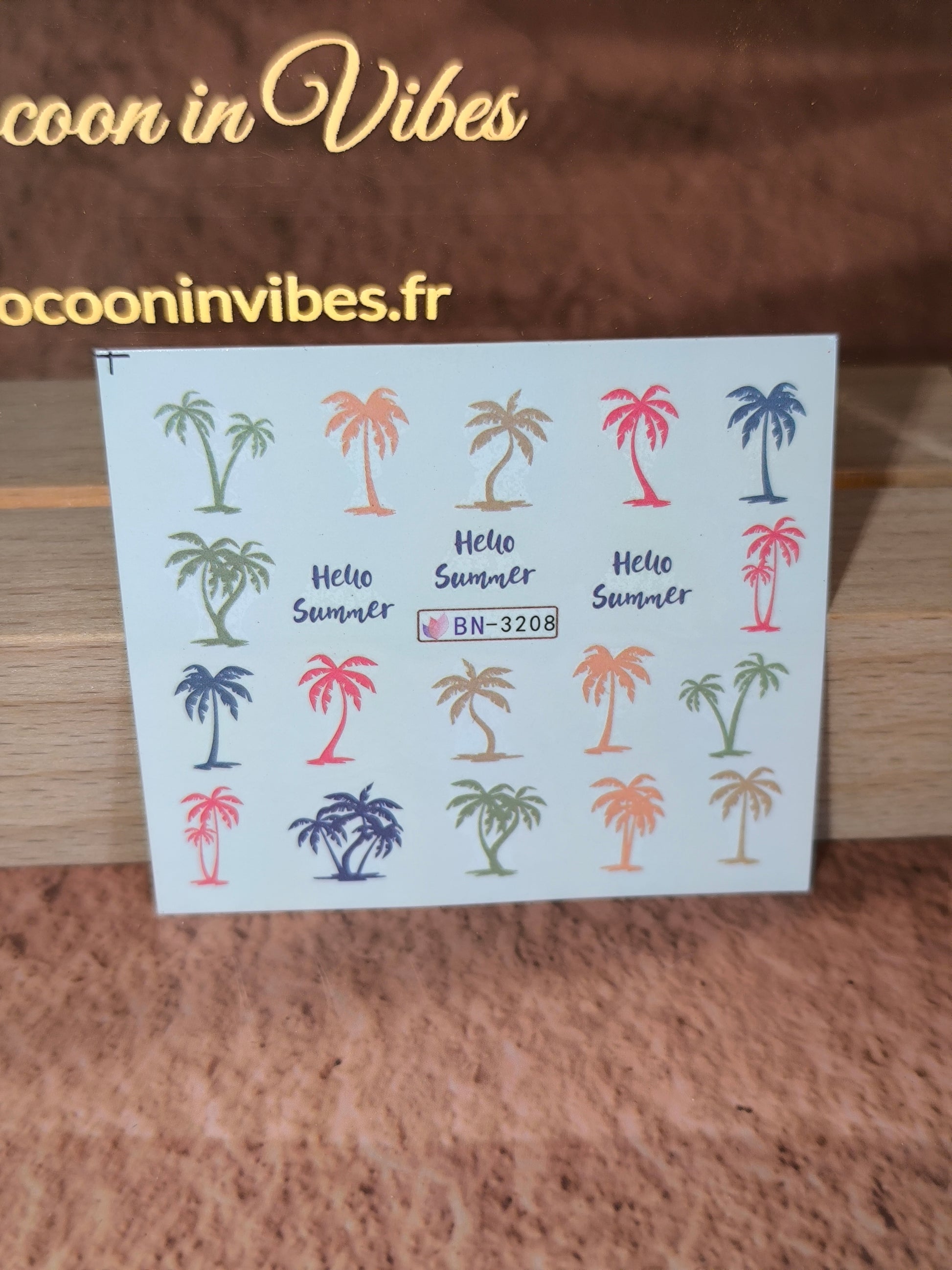 Stickers ongles Palmiers - Embarquez pour un voyage tropical… au bout de vos ongles