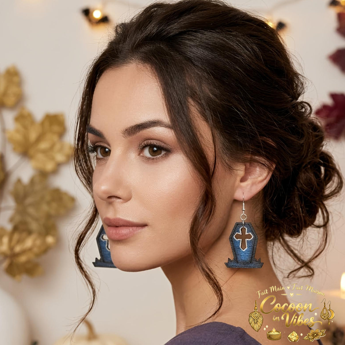 Boucles d'oreilles Artisanales en Bois « Cercueil Gothique » - Collection Éphémère Halloween