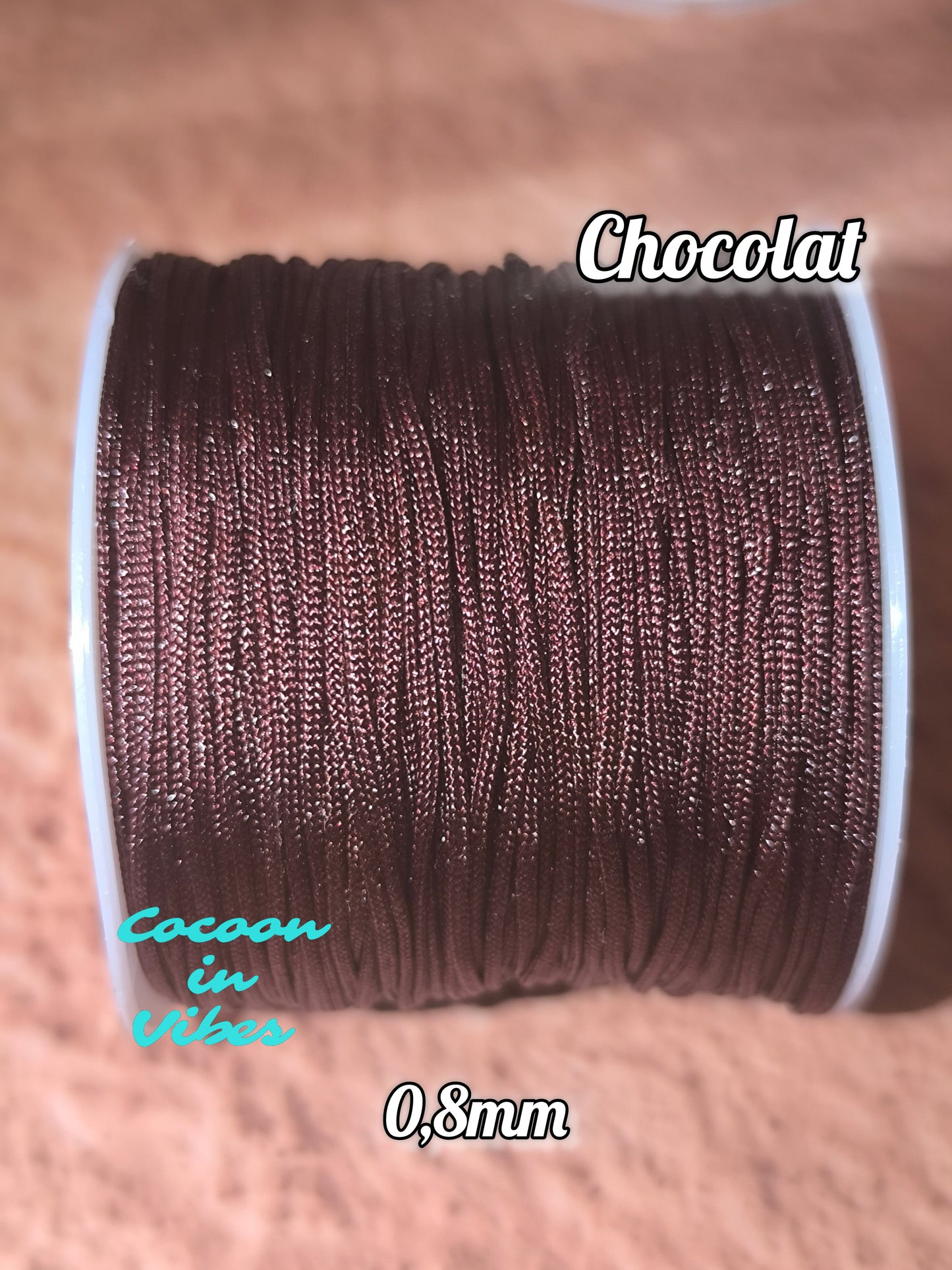 Bracelet Artisanal “Dentelle Fine Étoilée” en Macramé – Trois Or