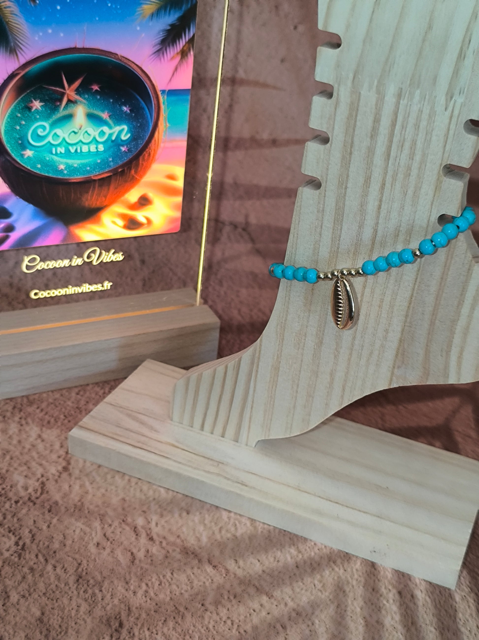 Chaine de Cheville Bohème – Turquoise, Céramique & Pendentifs Marins