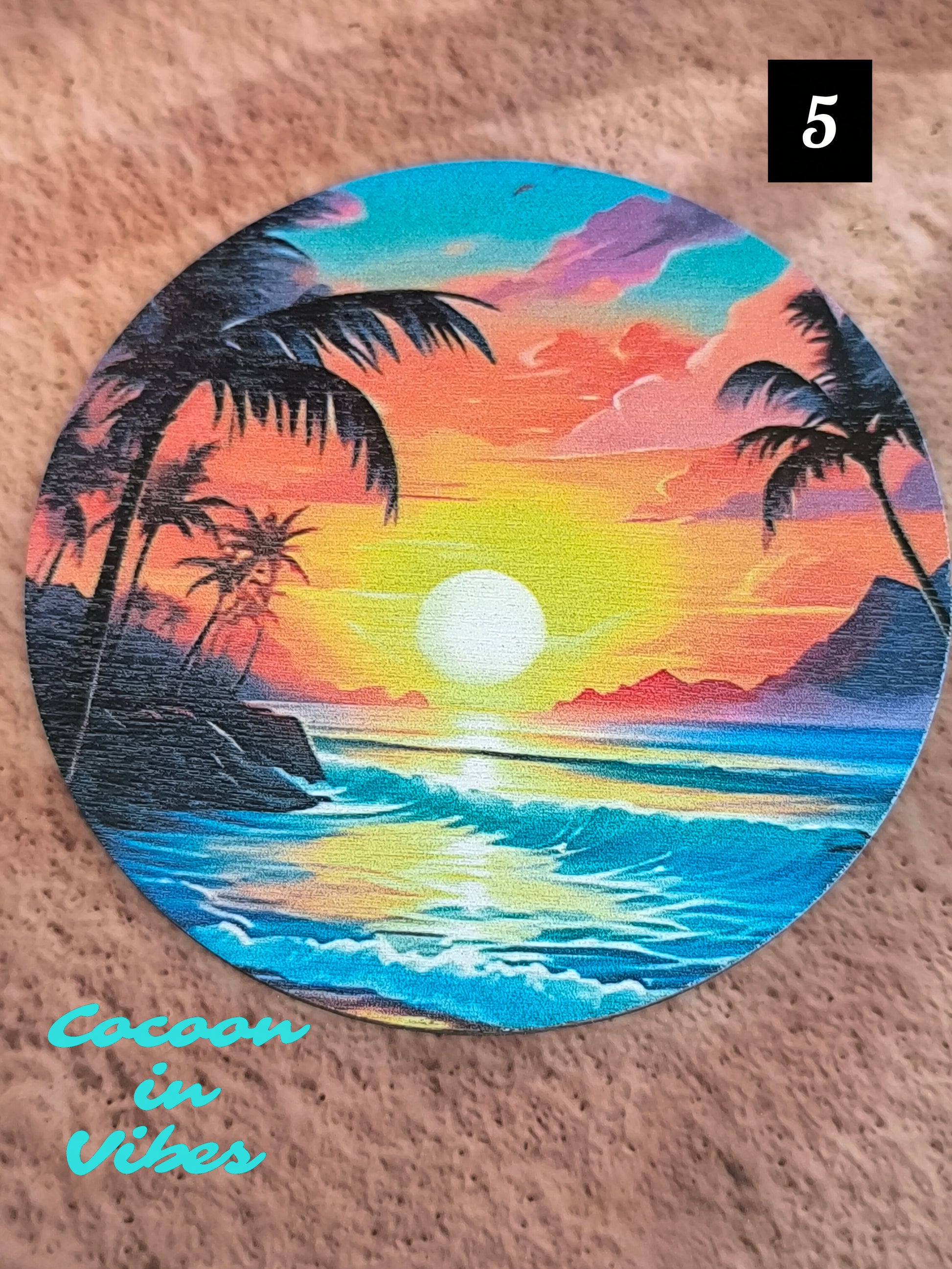 Dessous de Tasse "Sunset Palms" – Le soleil se couche, la magie opère…