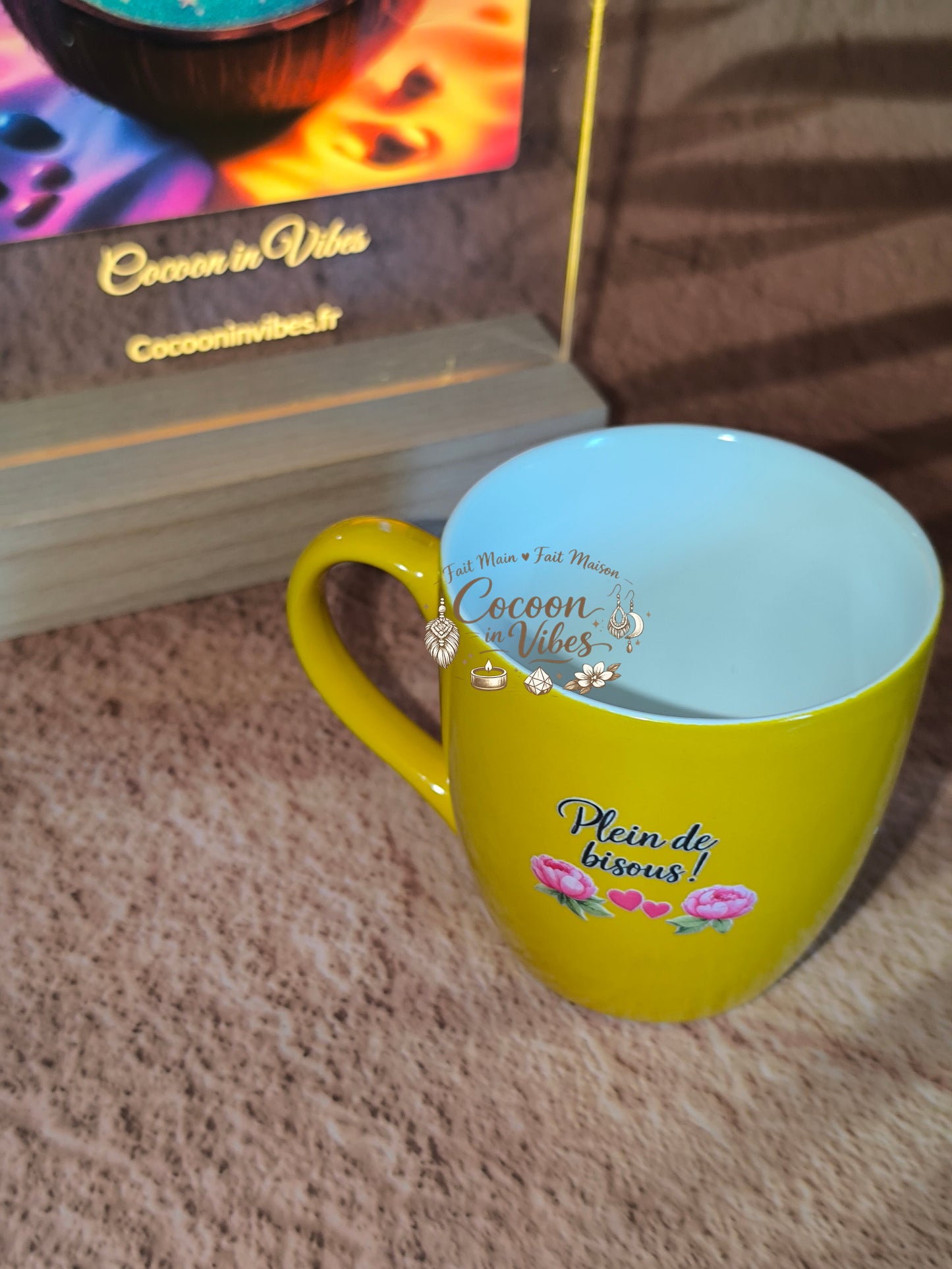 Tasse "Fête des Mères" Jaune Solaire – JE T'AIME MAMAN – Pièce unique, création artisanale Cocoon in Vibes