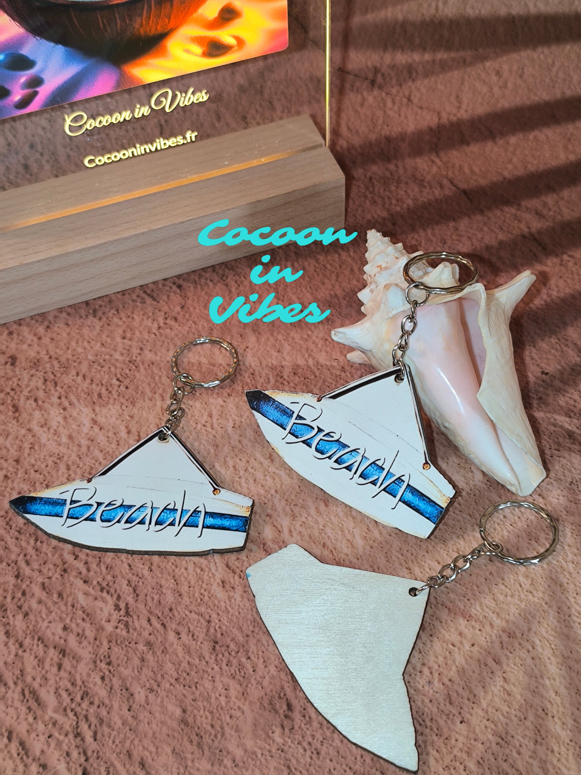 Porte-clé artisanal création Cocoon in Vibes – Bateau de Plage “Beach”