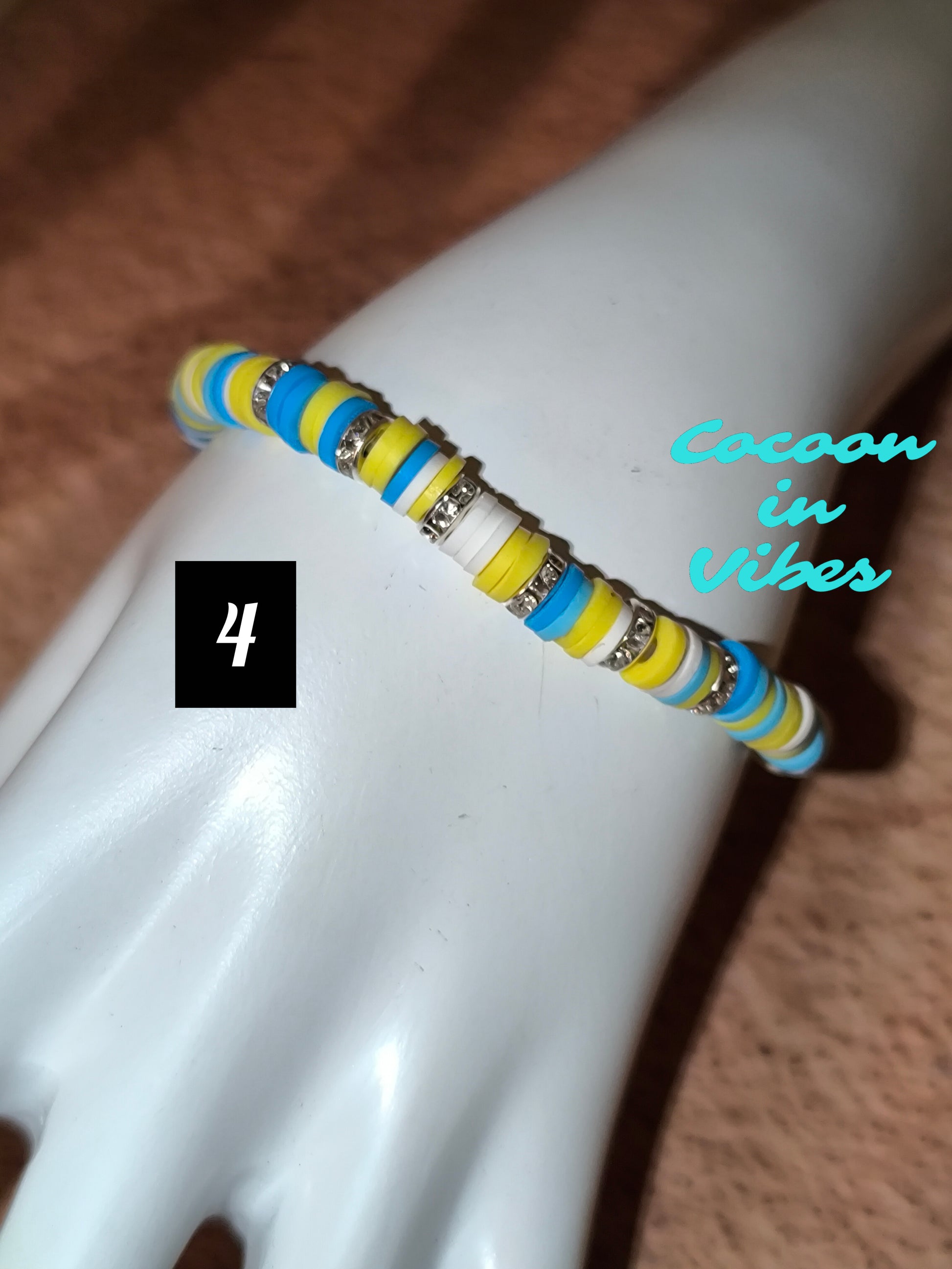 Bracelets Good Vibes en perles plates en pâte polymere - Sous les cocotiers... un monde de couleurs vous attend !
