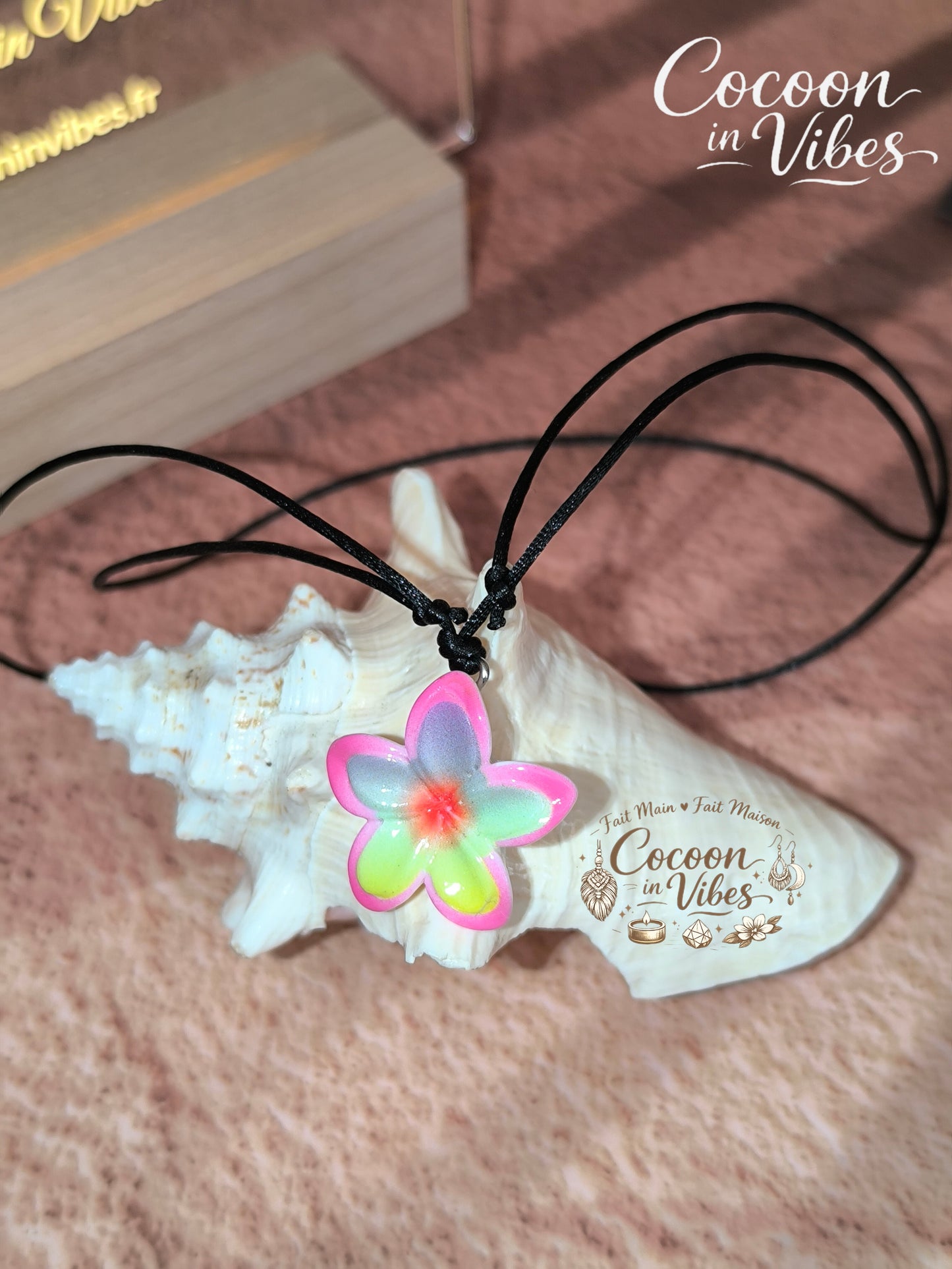 Collier Ras-de-cou & Parure Fleur de Monoï - Fait Main