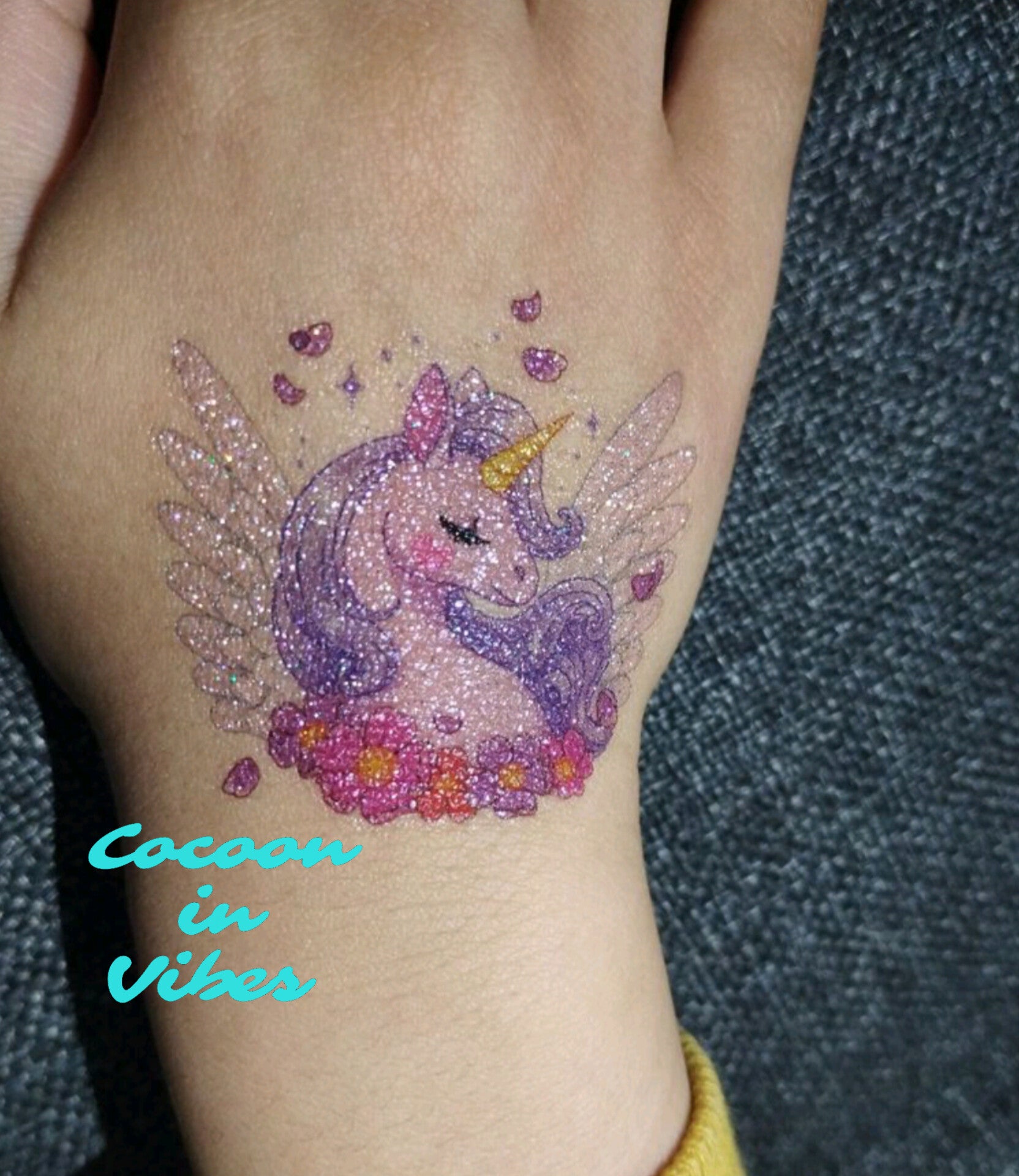 Tatouages Éphémères Sirènes & Licornes Pailletées – Un Monde Magique sur la Peau !