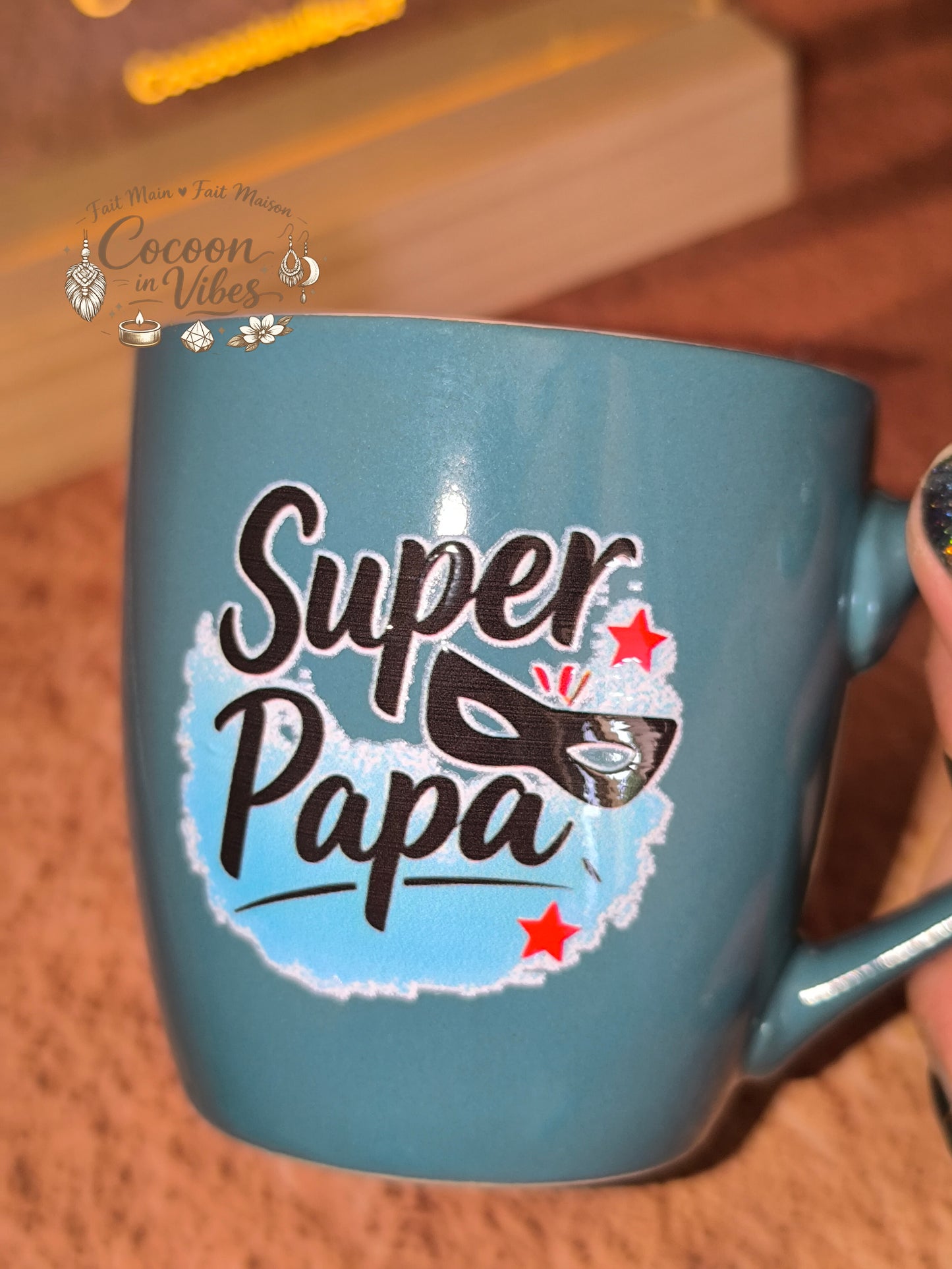 Tasse "Fête des Pères" Bleu Canard – SUPER PAPA – Pièce unique, création artisanale Cocoon in Vibes