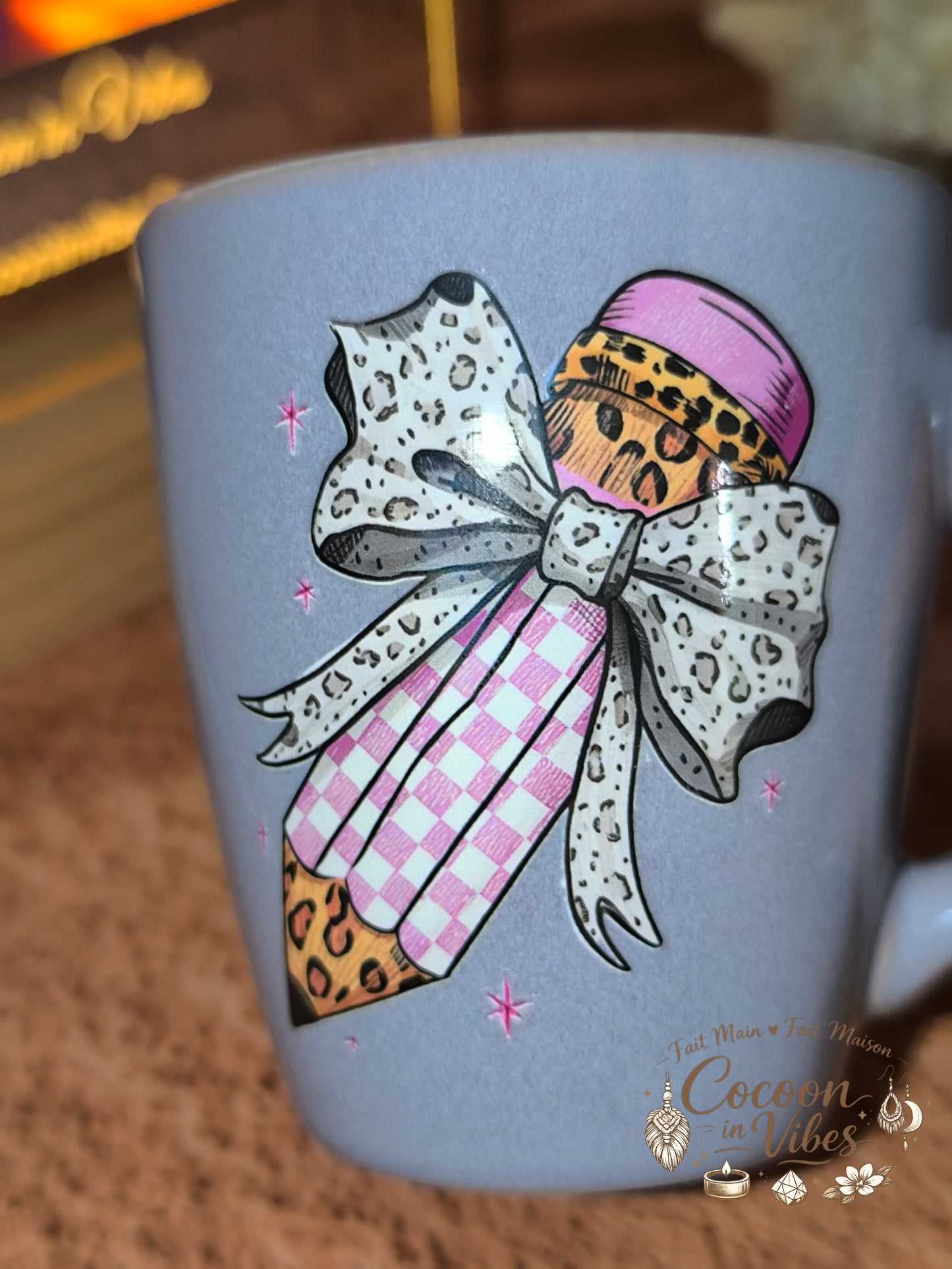 Tasse "Fin d'année scolaire" Violette – MERCI POUR CETTE BELLE ANNÉE – Pièce unique, création artisanale Cocoon in Vibes