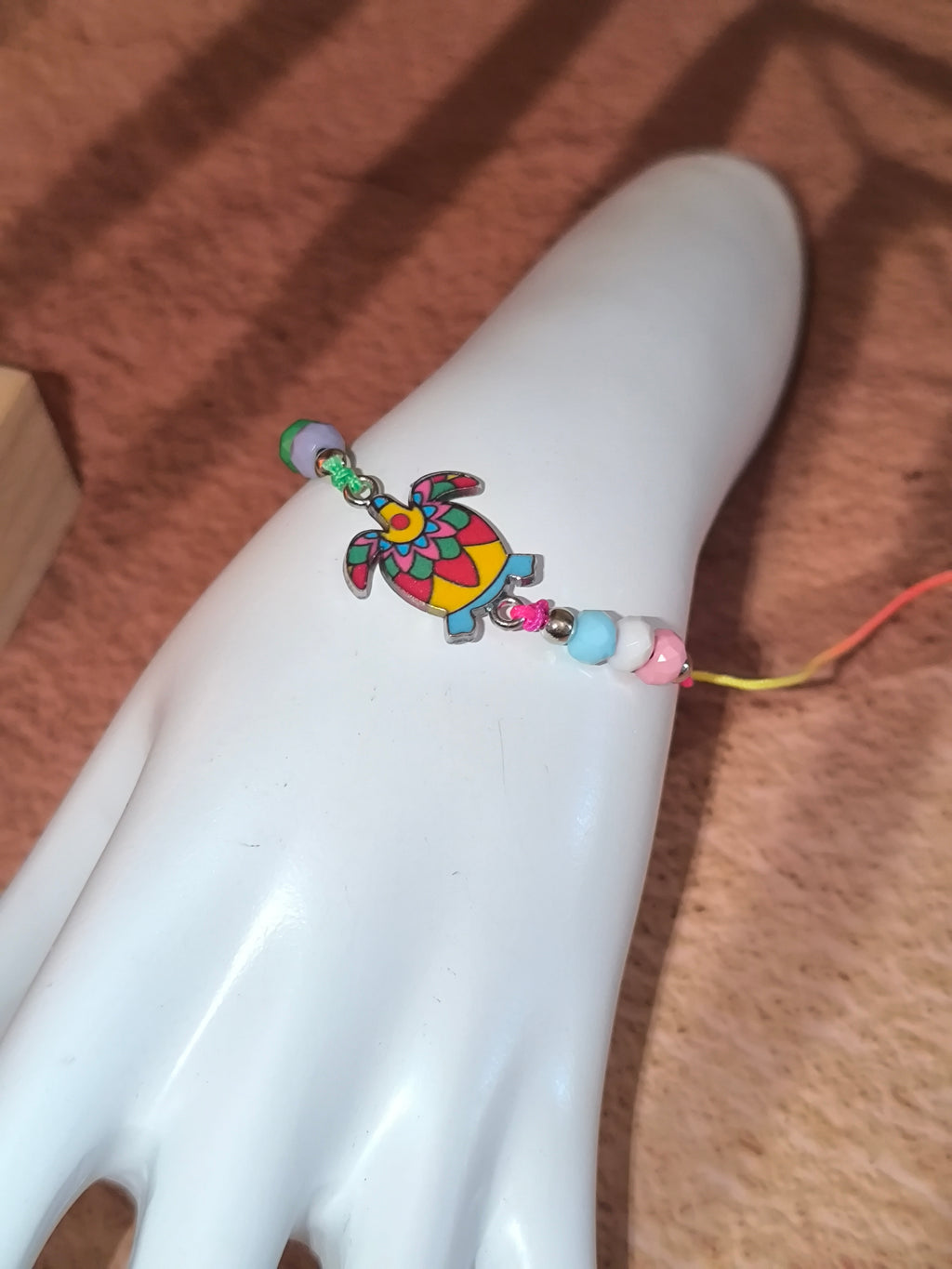 Bracelet Enfant Tortue Colorée – Esprit Plage & Aventure