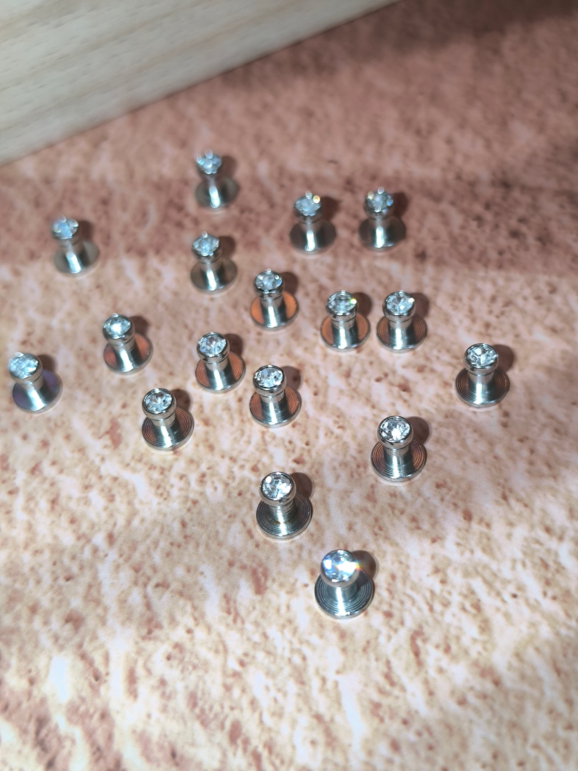 Strass Swarovski ® cristal riveté - Dernières pièces
