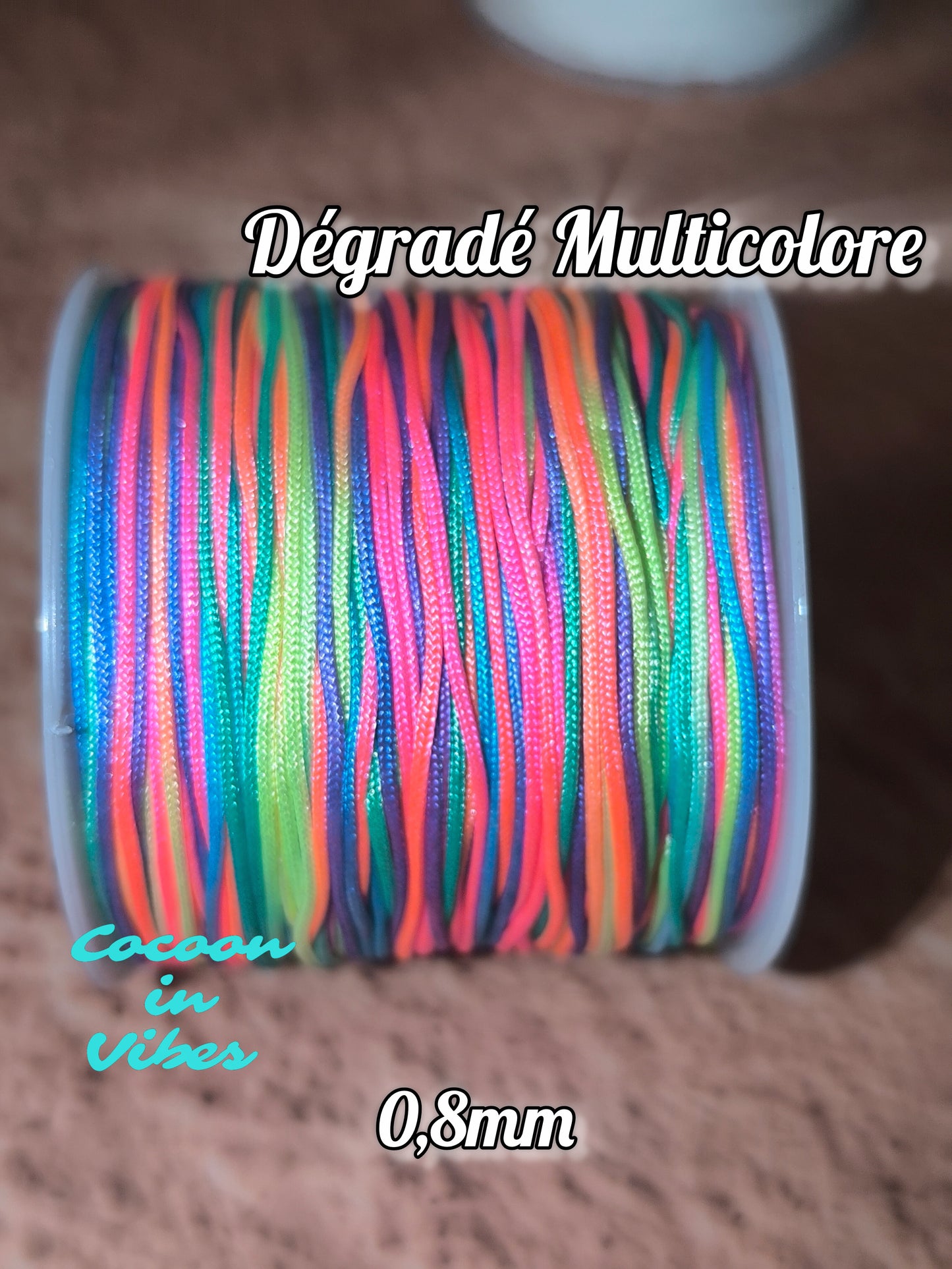 Bracelet Artisanal “Dentelle Fine Étoilée” en Macramé – Trois Or