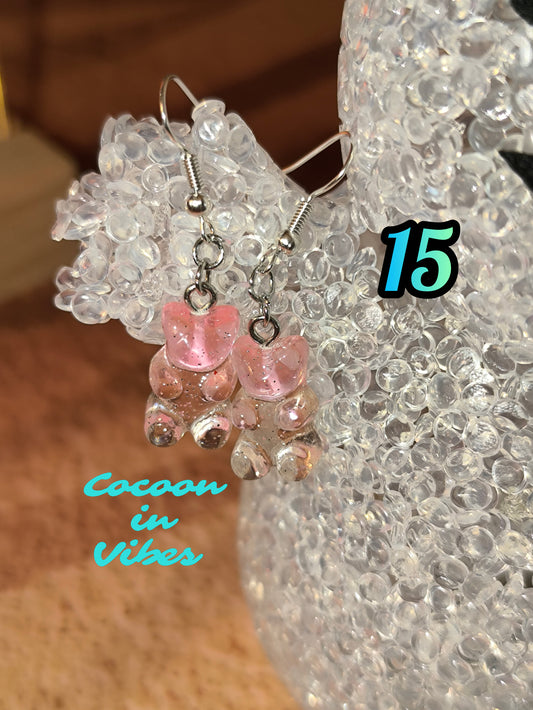 Boucles d’oreilles Nounours n°15 – Rose & Transparent (Translucides & Pailletées)