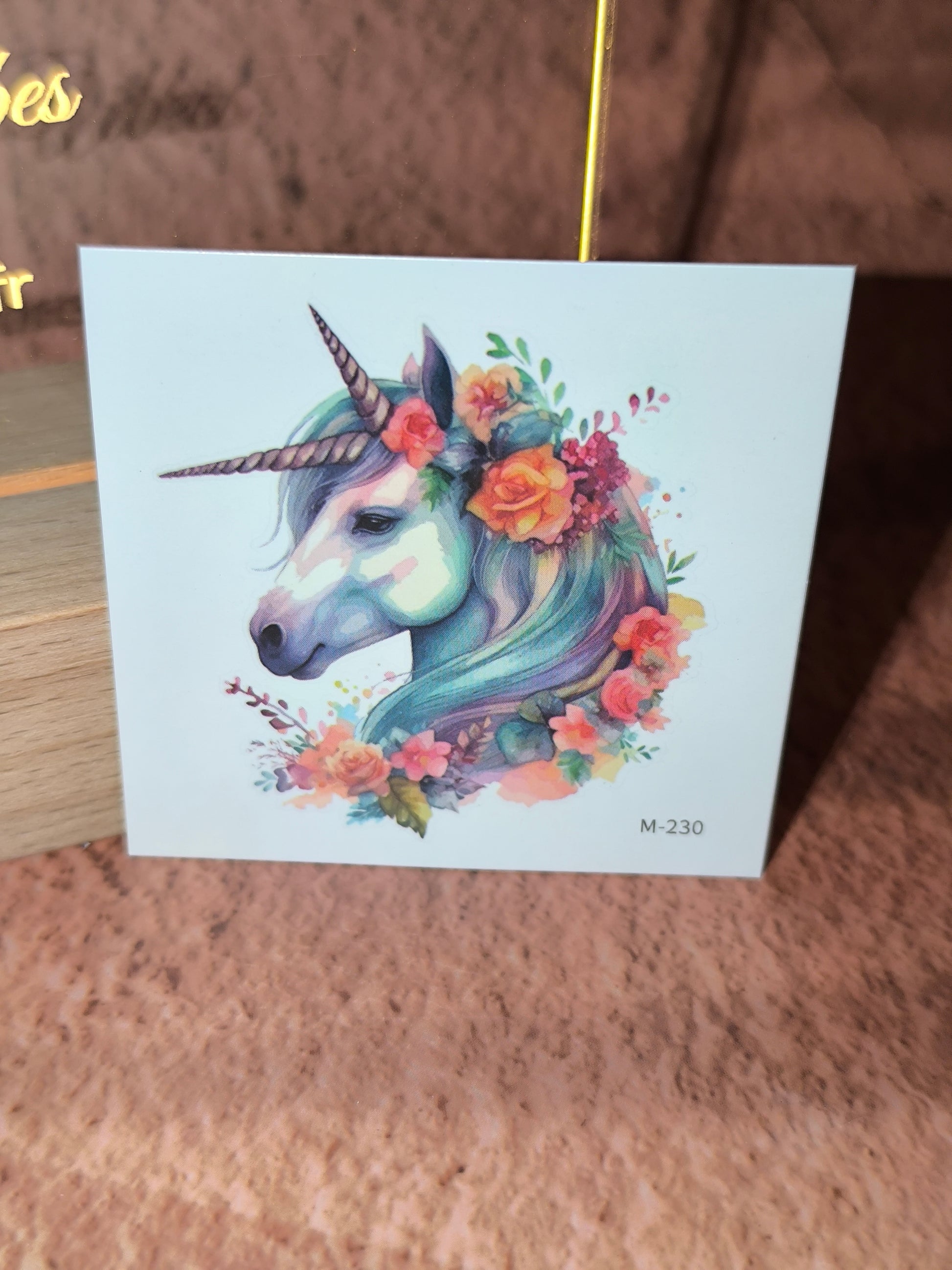 Tatouages Éphémères Chevaux & Fleurs – L’Esprit Libre sur la Peau