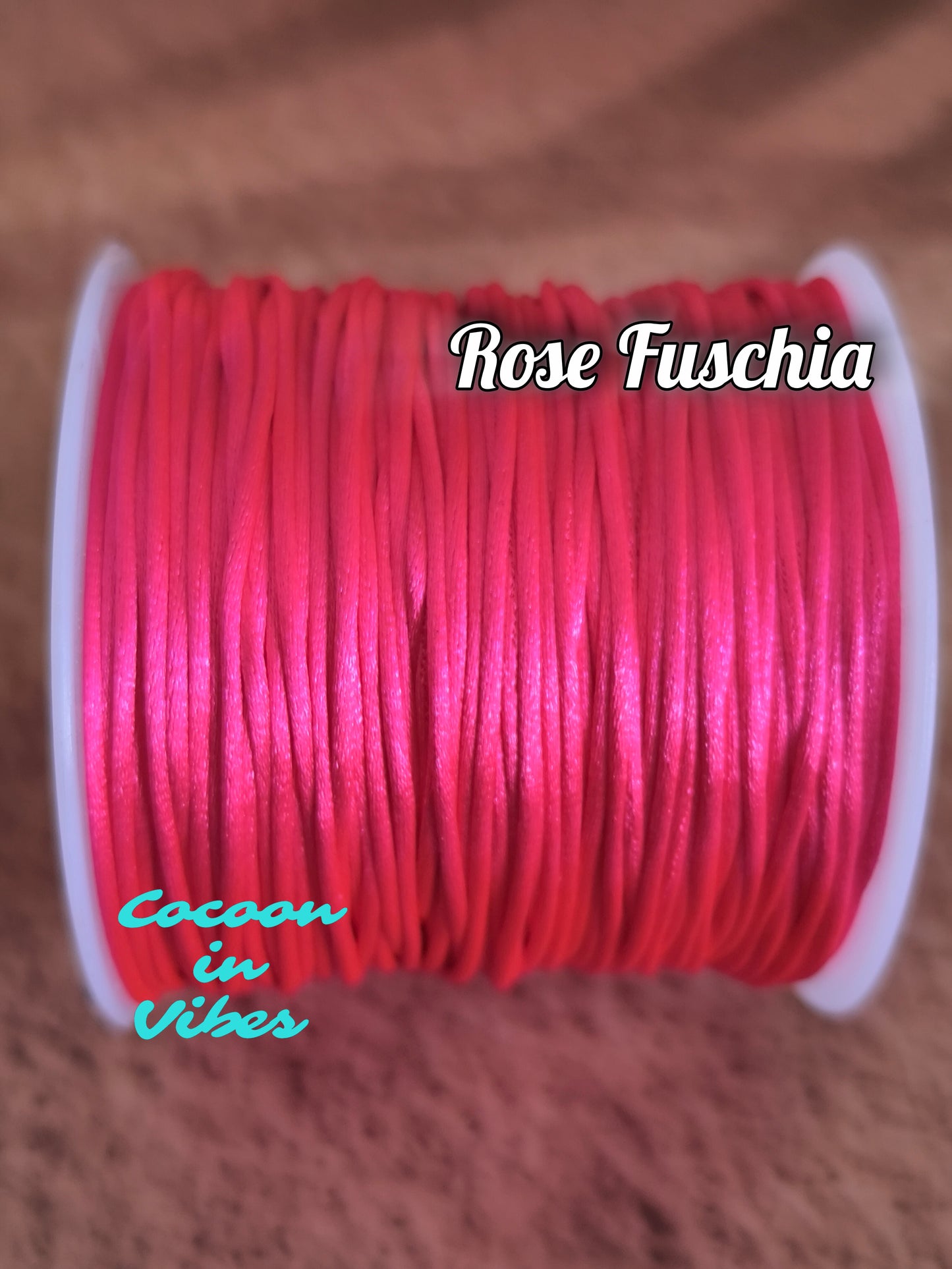 Bracelet Artisanal “Dentelle Satinée" – Parsemé de petits Cœurs