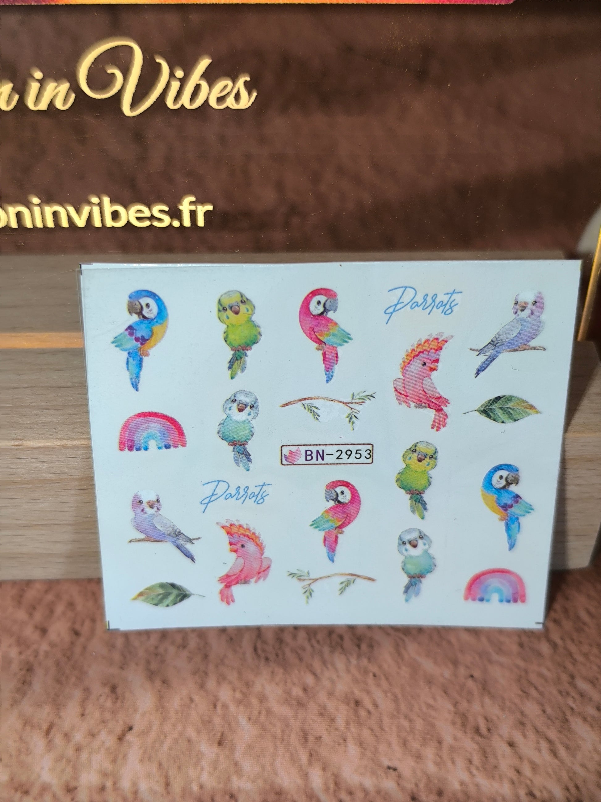Stickers Ongles Oiseaux Tropicaux - Un paradis exotique… posé sur vos ongles
