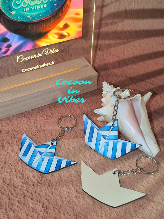 Porte-clé artisanal création Cocoon in Vibes – Bateau Rayé Bleu