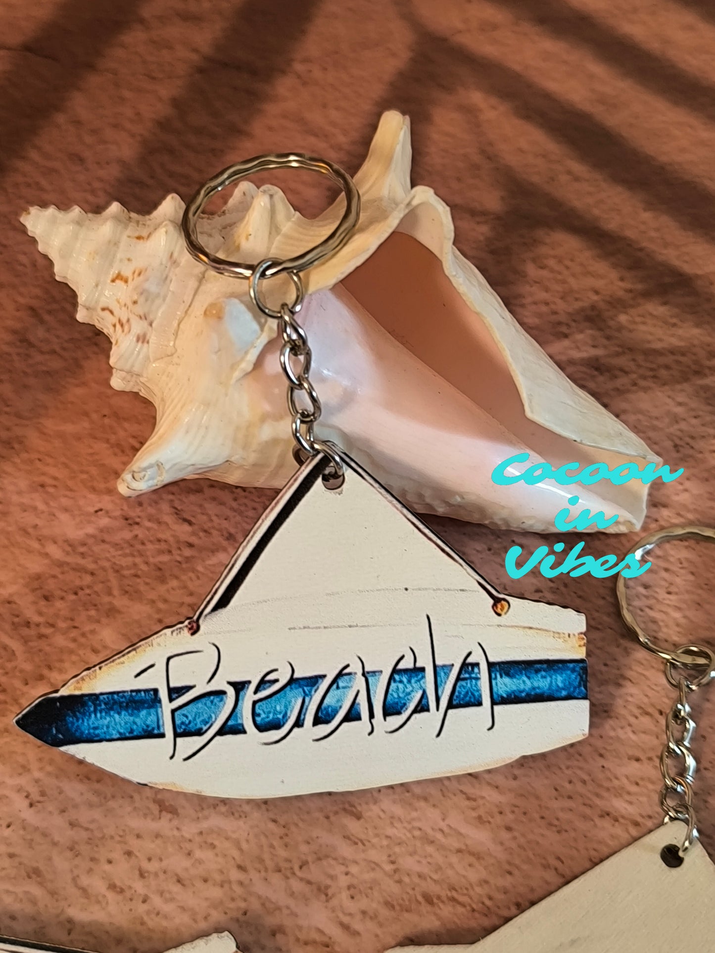 Porte-clé artisanal création Cocoon in Vibes – Bateau de Plage “Beach”