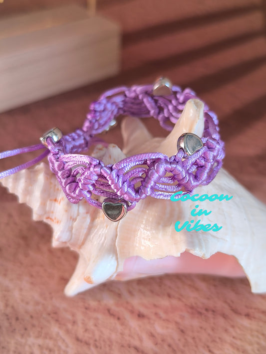 Bracelet Artisanal “Dentelle Satinée" – Parsemé de petits Cœurs