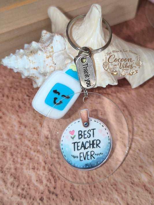 Porte-clé “Badge Chère Maîtresse – Best Teacher Ever” – Modèle unique fait main