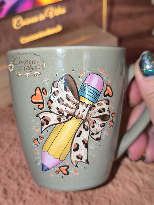 Tasse "Fin d'année scolaire" Beige – THANK YOU – Pièce unique, création artisanale Cocoon in Vibes