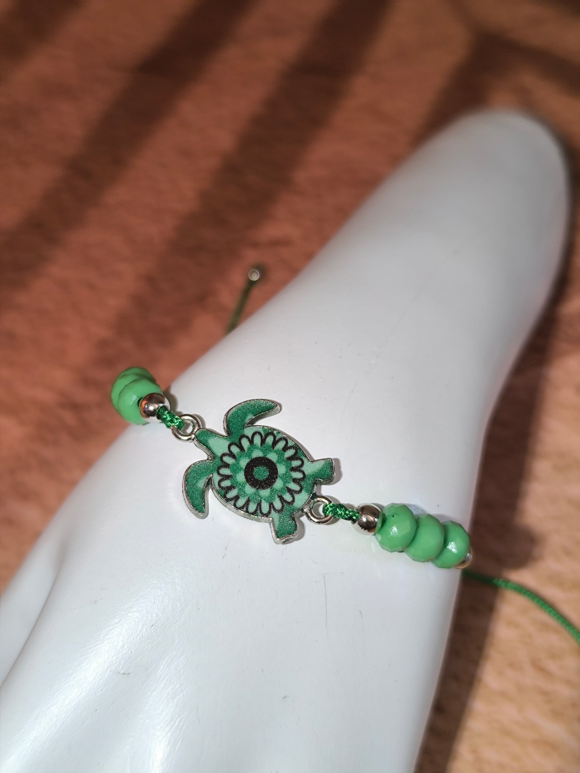Bracelet Enfant Tortue Colorée – Esprit Plage & Aventure