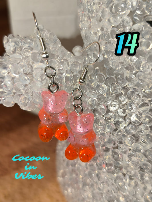 Boucles d’oreilles Nounours Gélifiés – N°14 Rose Clair → Orange Foncé Translucide Pailleté (Création artisanale Cocoon In Vibes)