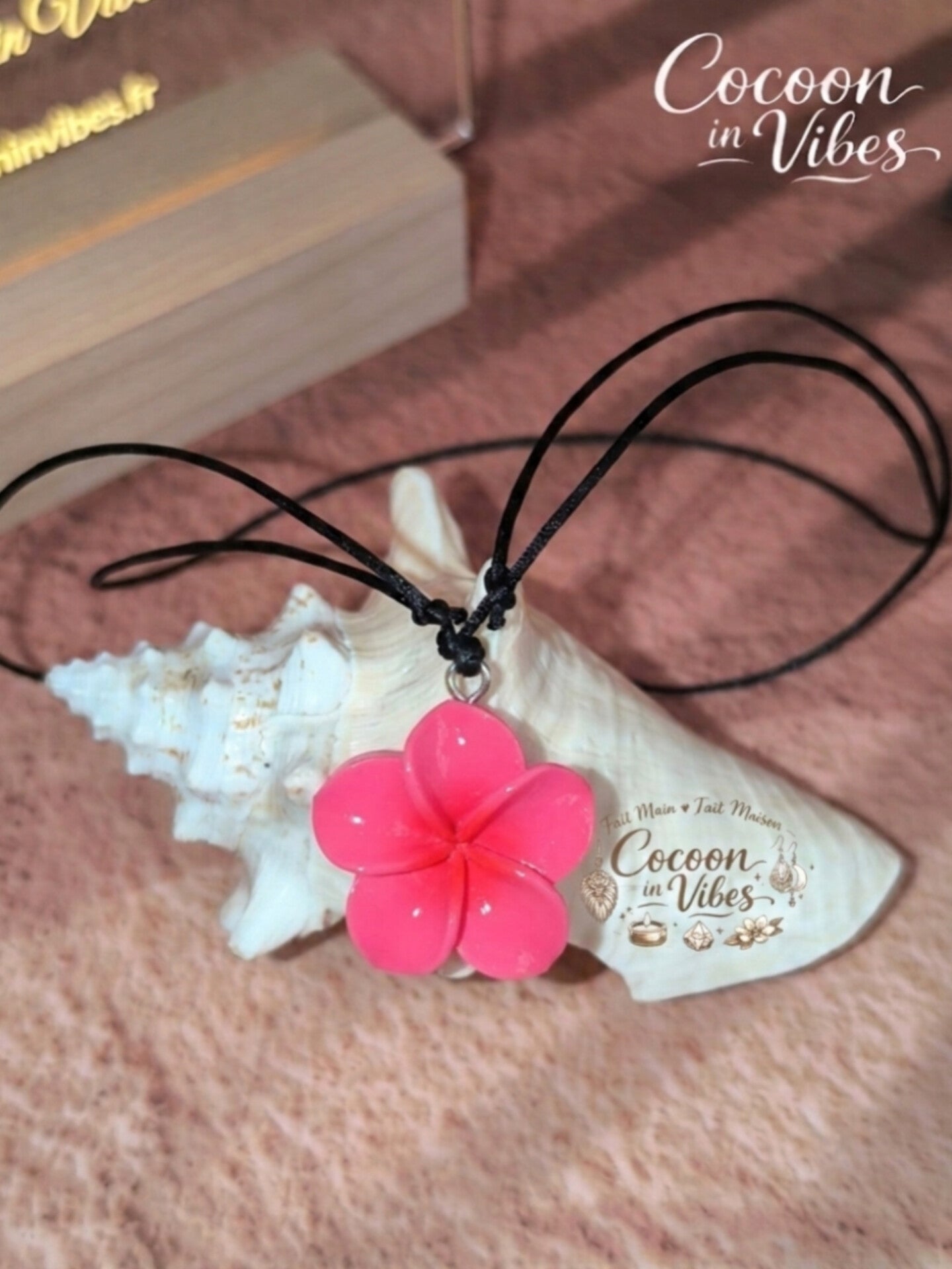 Collier Ras-de-cou & Parure Fleur de Monoï - Fait Main