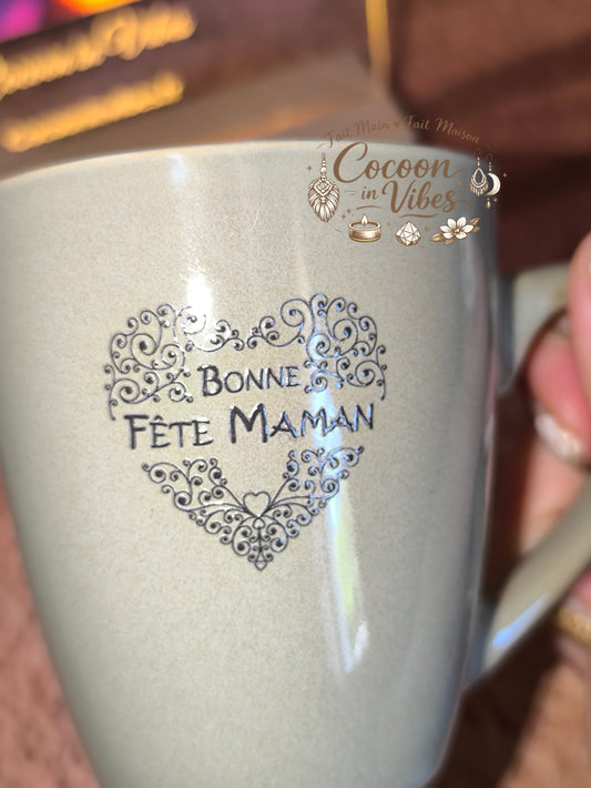 Tasse "Fête des Mères" Beige Sable – MOM'S LOVE – Pièce unique, création artisanale Cocoon in Vibes
