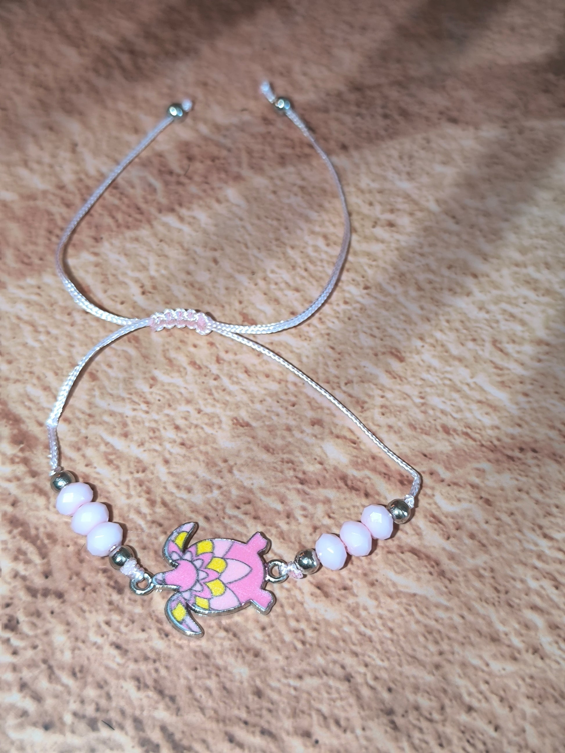 Bracelet Enfant Tortue Colorée – Esprit Plage & Aventure