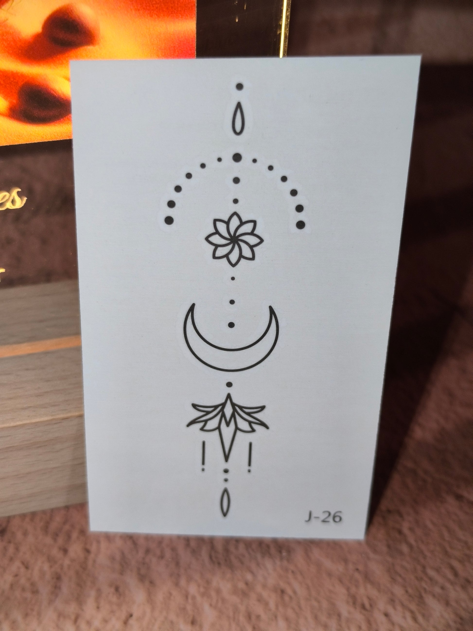 Tatouages Éphémères Spirituels – Fins, Discrets et Inspirants