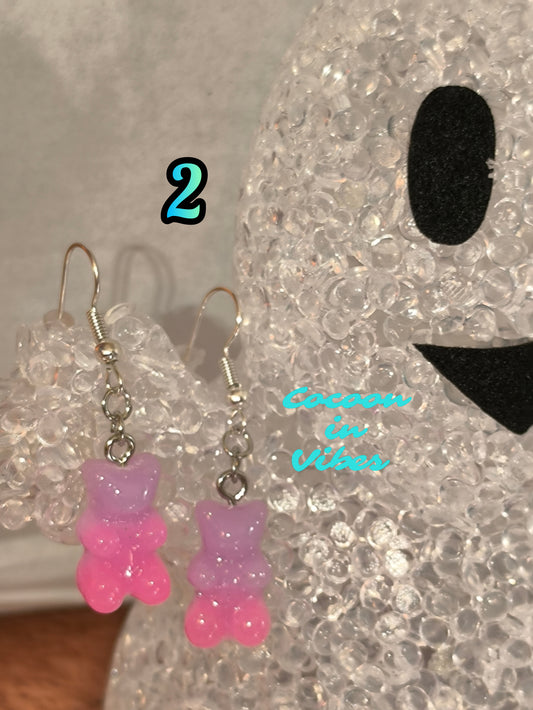 Boucles d’oreilles Nounours Gélifiés – N°2 Violet → Rose Fuchsia Opaque (Création artisanale Cocoon In Vibes)