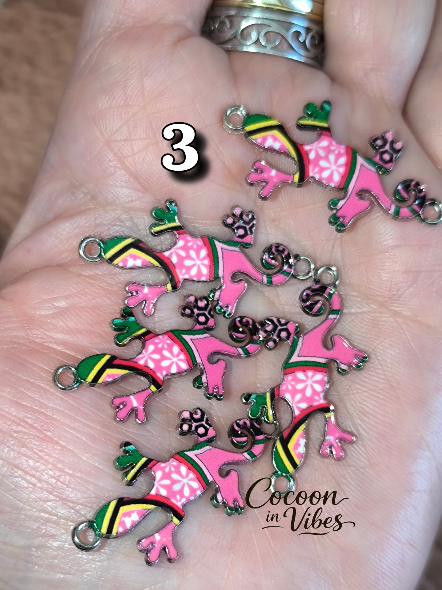 Bracelet Salamandre Colorée – Finition perles metalisées & Personnalisable